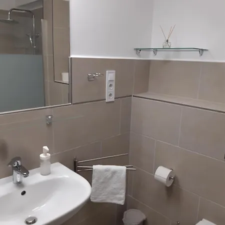 Kvint Vendeghaz Penzion 3*