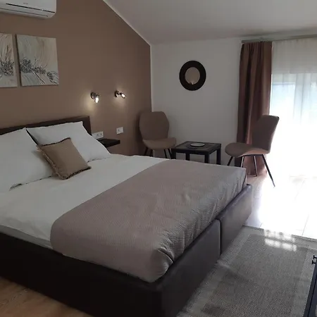 Kvint Vendeghaz Guest house